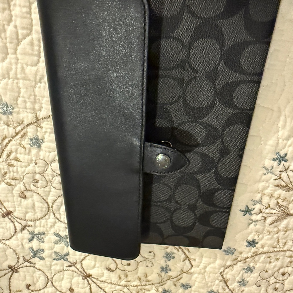 Coach tablet case - Picture 2 of 4